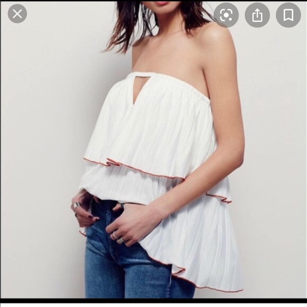 ✨ HP ✨ Free People Bree pleated top